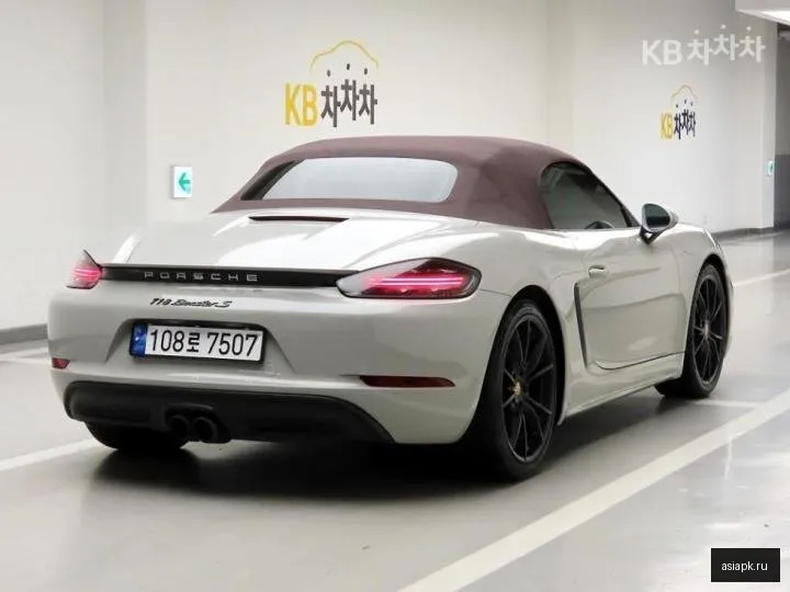 Porsche Boxster 4