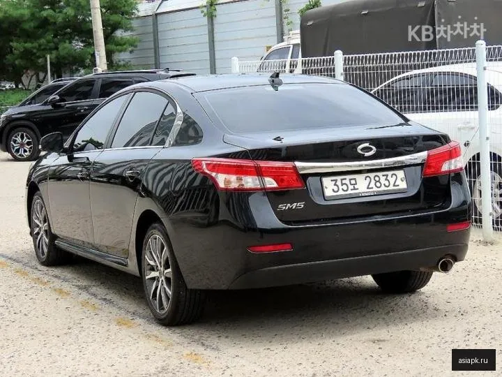 Renault Latitude 3