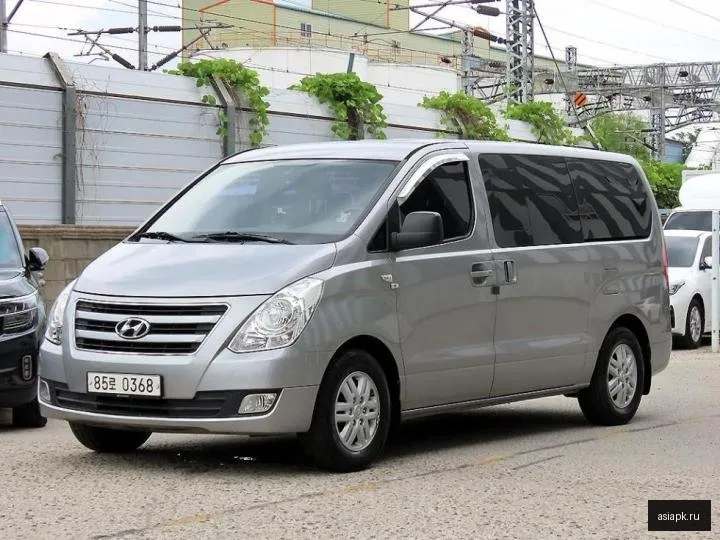Hyundai Starex 2