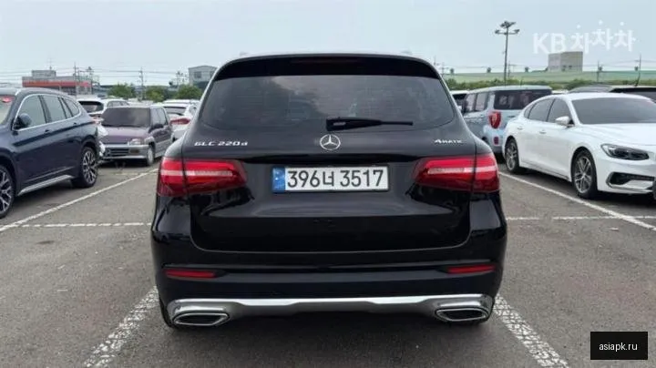 Mercedes-Benz GLC-Class 4