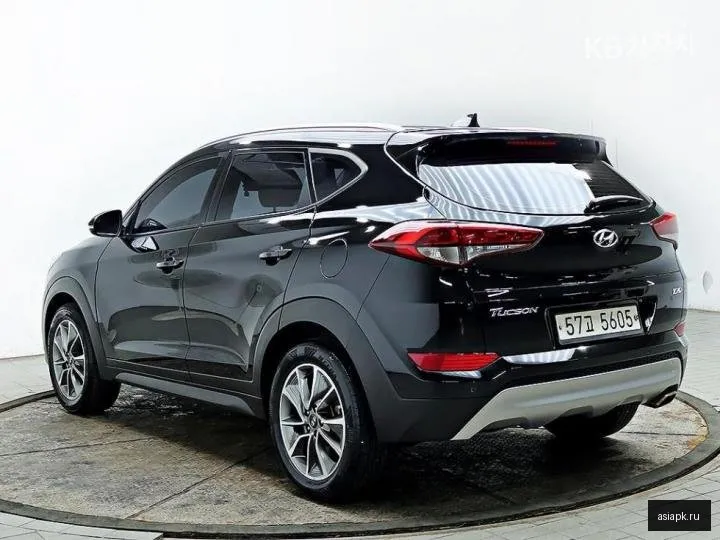 Hyundai Tucson 4