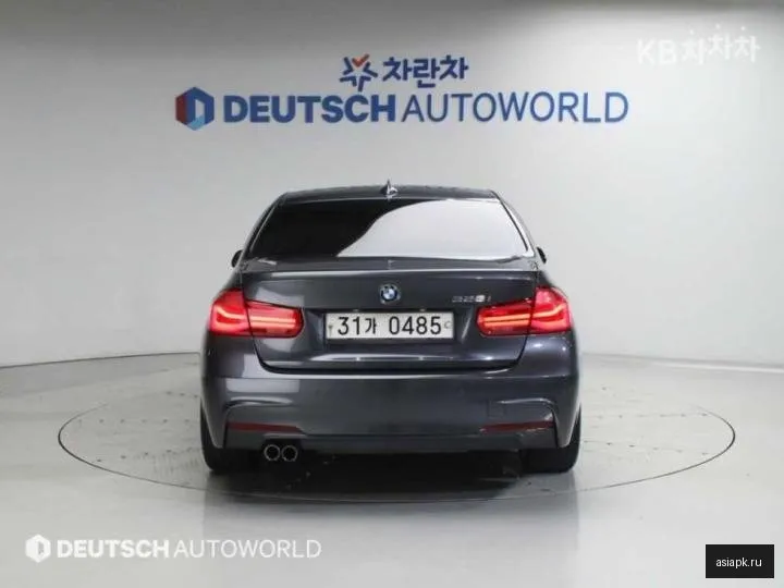 BMW 3-Series 4
