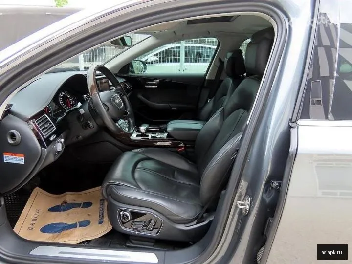 Audi A8 5