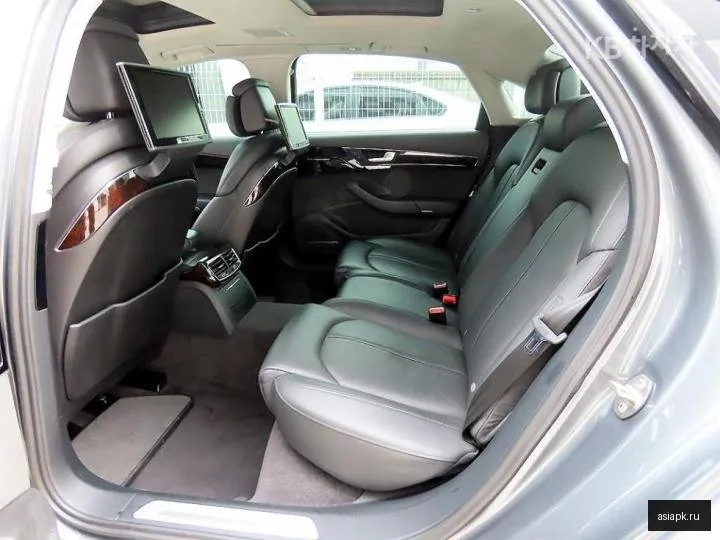 Audi A8 6