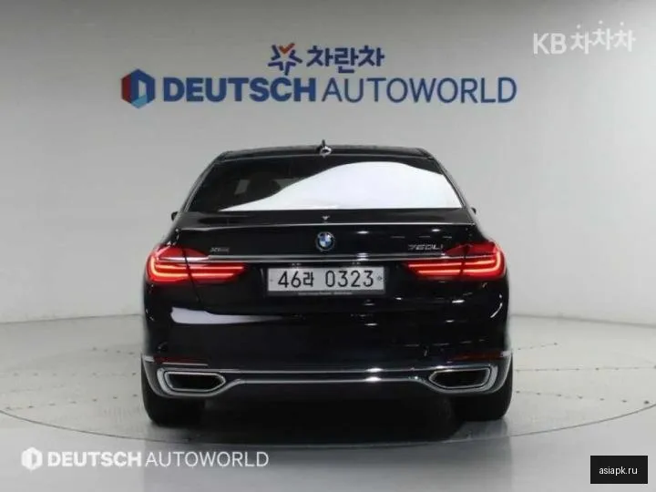 BMW 7-Series 4
