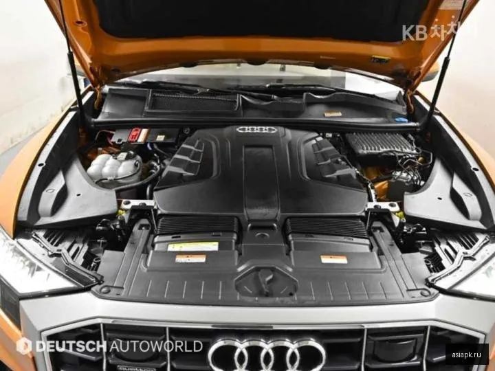 Audi Q8 6