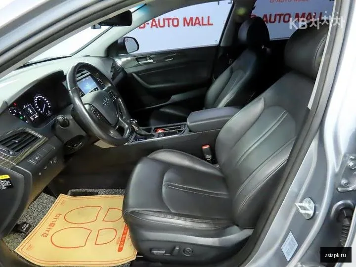 Hyundai Sonata 6
