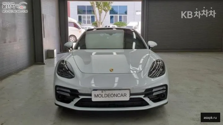 Porsche Panamera 3