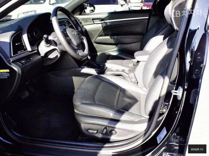 Hyundai Avante 5
