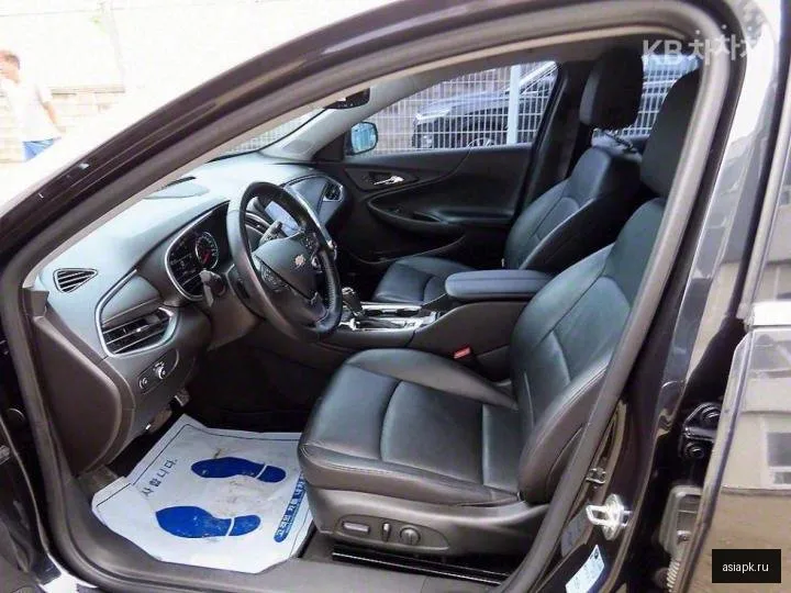 Chevrolet Malibu 5