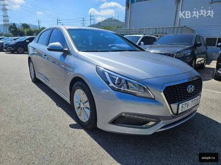 Hyundai Sonata 2