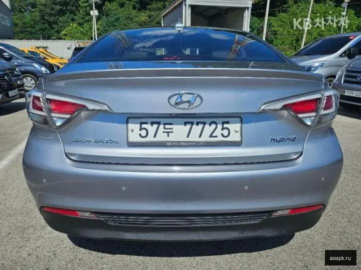 Hyundai Sonata 4