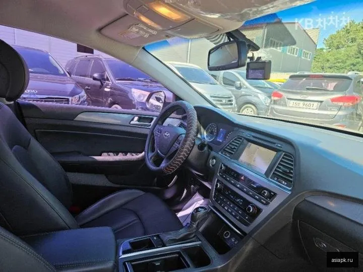 Hyundai Sonata 6