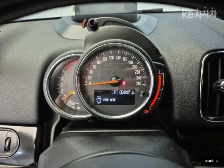 MINI Countryman 6