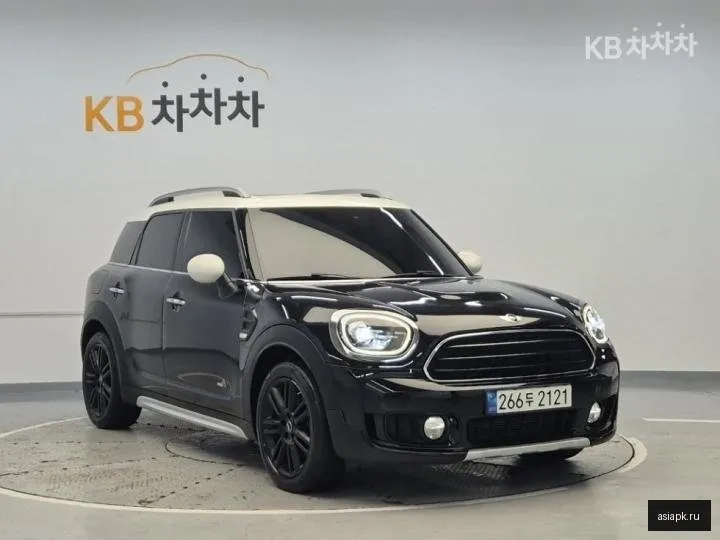 MINI Countryman 4