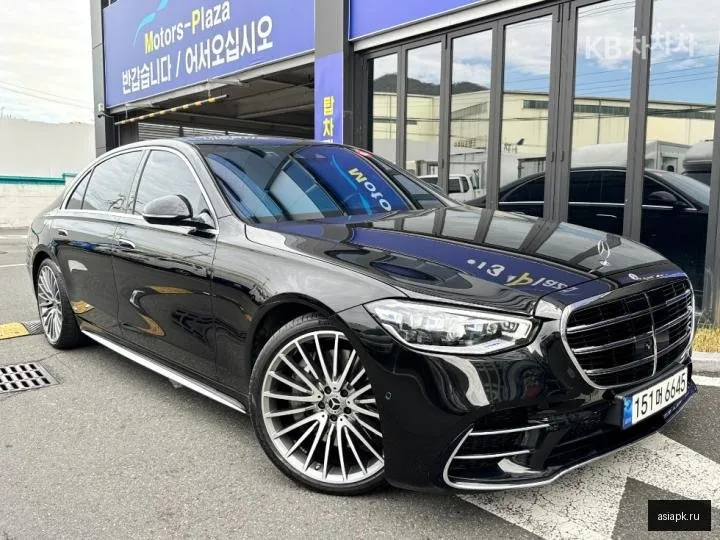 Mercedes-Benz S-Class 2