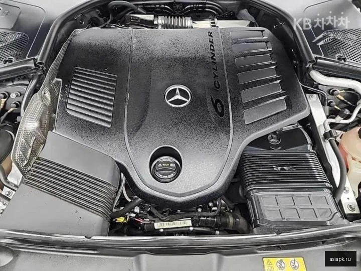 Mercedes-Benz S-Class 5