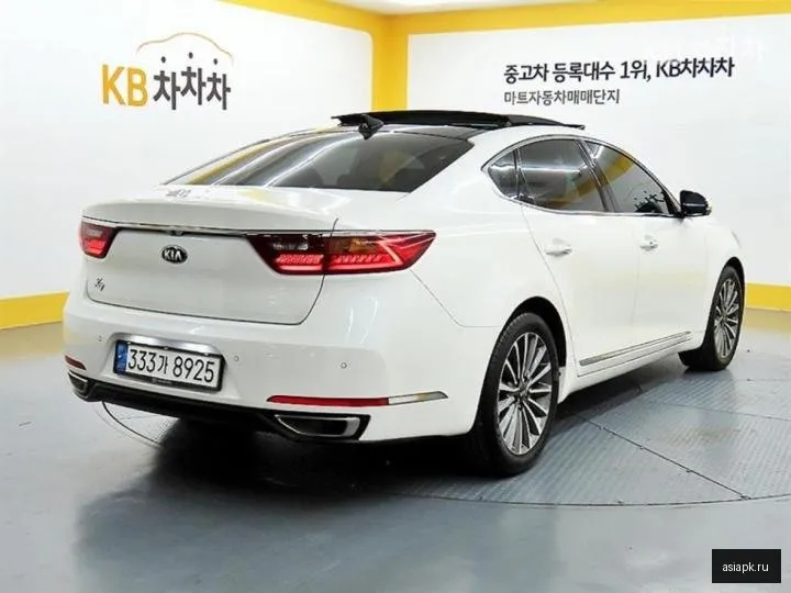 Kia K7 4