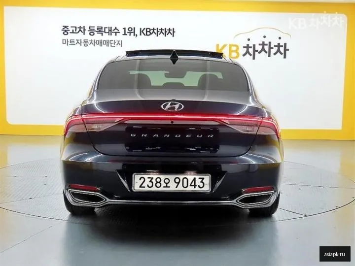 Hyundai Grandeur 3