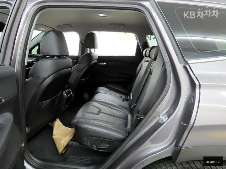Hyundai Santa Fe 6