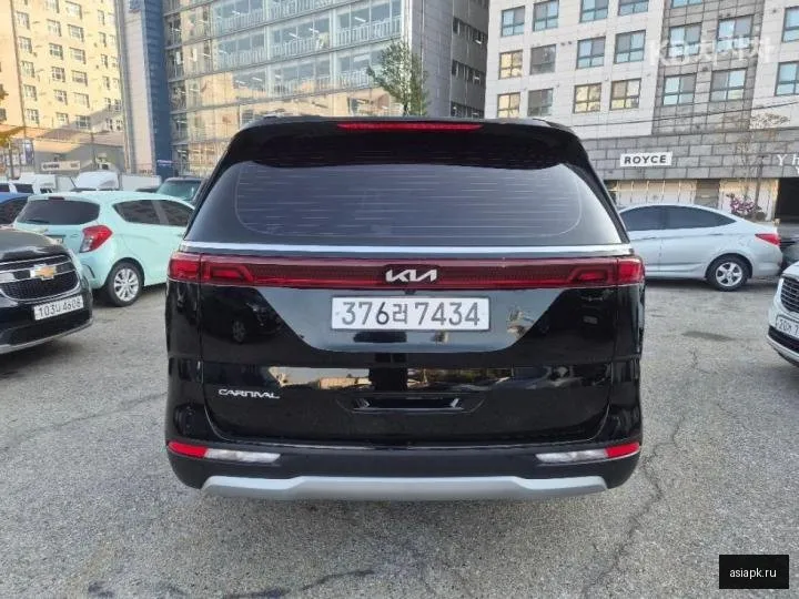 Kia Carnival 6