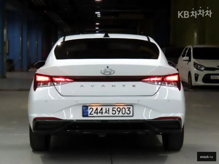 Hyundai Avante 3