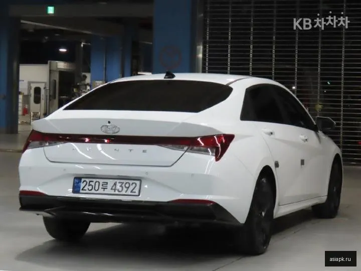 Hyundai Avante 4