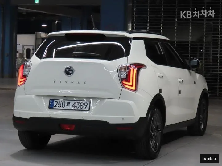 SsangYong Tivoli 4