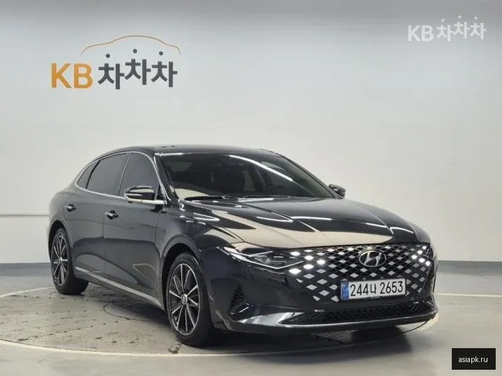 Hyundai Grandeur 4