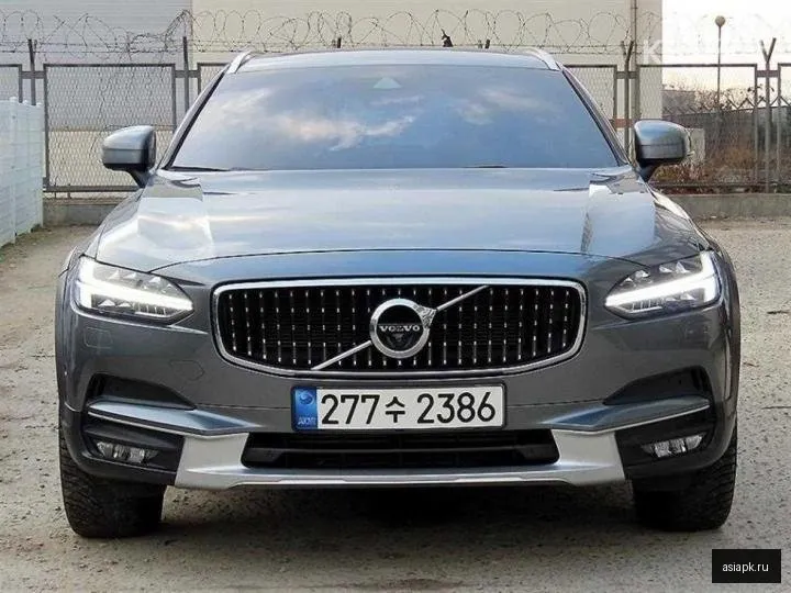 Volvo V90