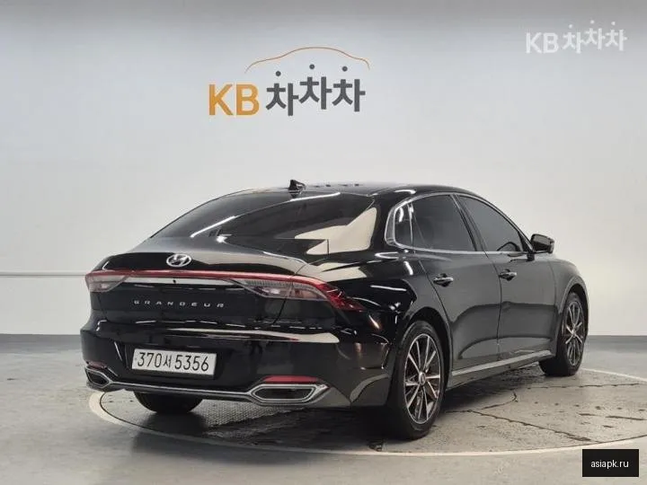 Hyundai Grandeur 3