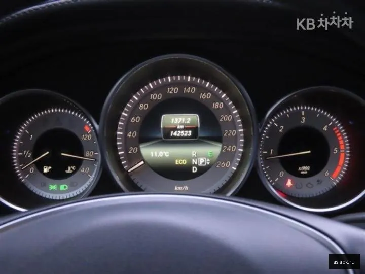 Mercedes-Benz CLS-Class 5