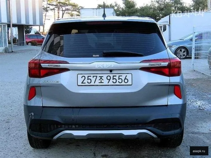 Kia Seltos 4