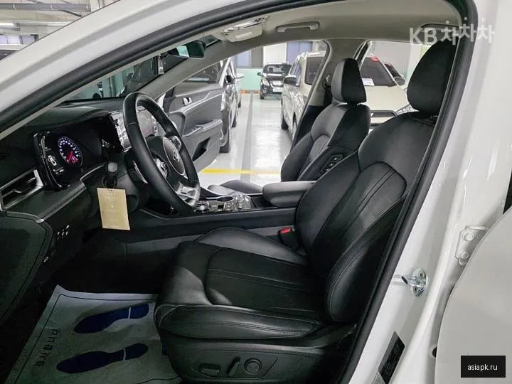 Kia K5 5