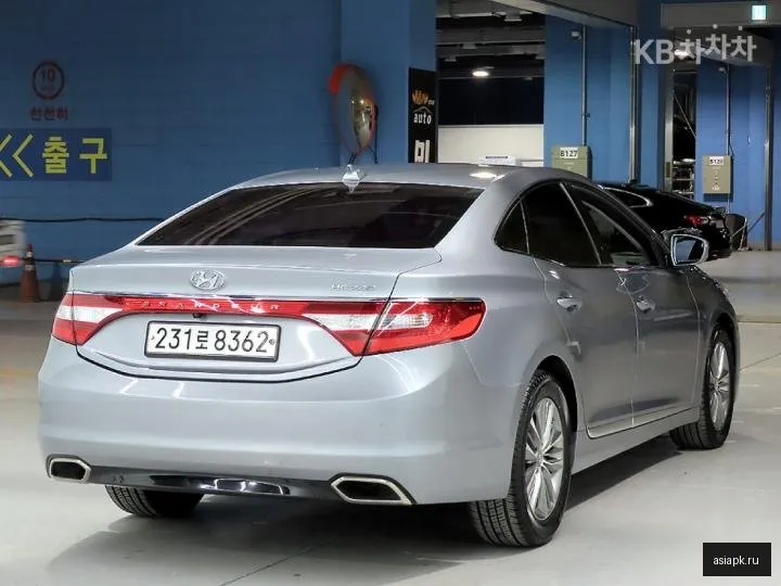 Hyundai Grandeur 4