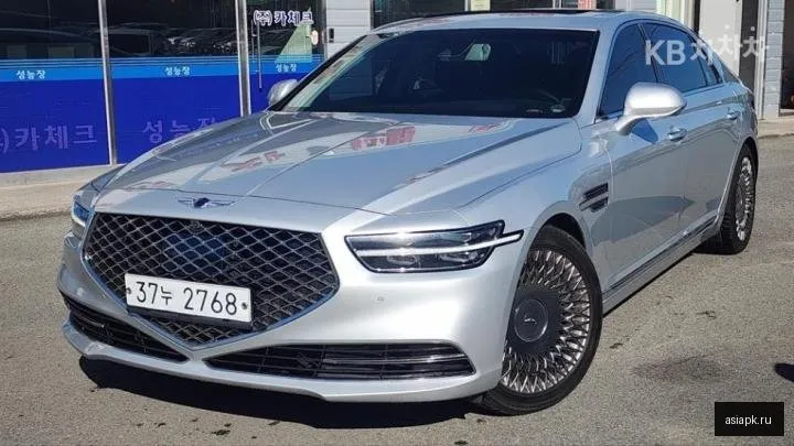 Genesis G90