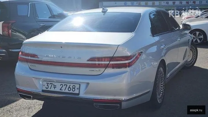 Genesis G90 3