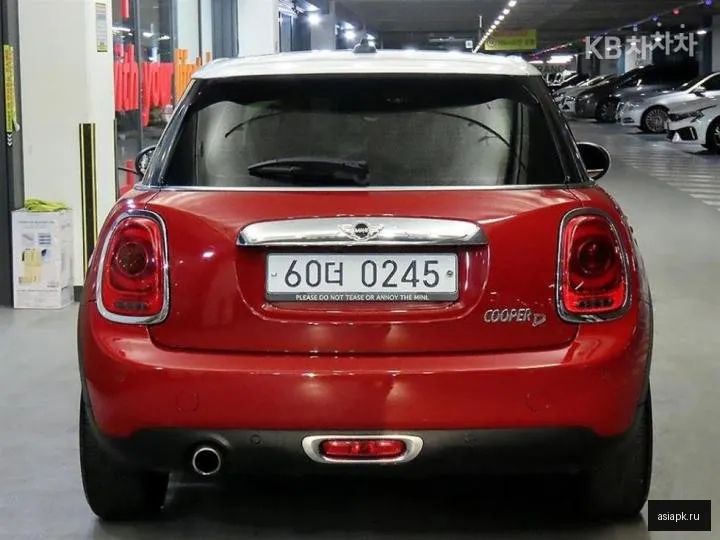 MINI Hatch 5
