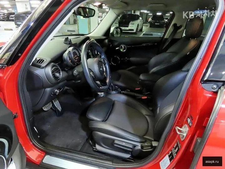 MINI Hatch 6