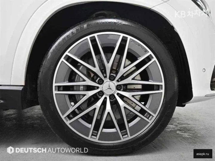 Mercedes-Benz GLE-Class AMG 5