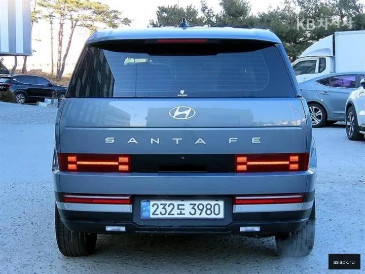 Hyundai Santa Fe 4
