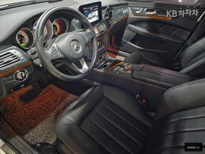 Mercedes-Benz CLS-Class 5