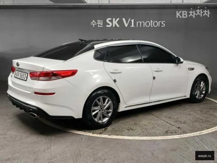 Kia K5 4
