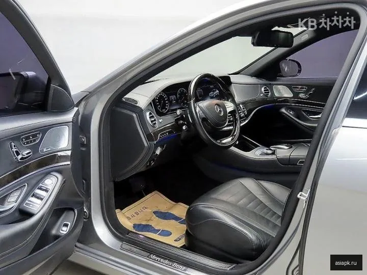 Mercedes-Benz S-Class 5