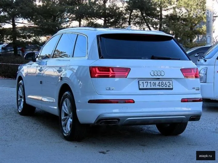 Audi Q7 3