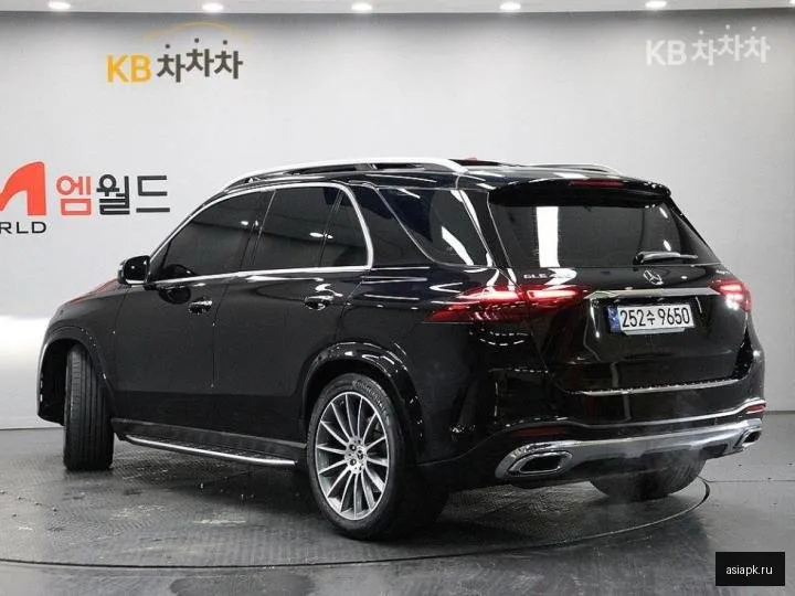 Mercedes-Benz GLE-Class 3