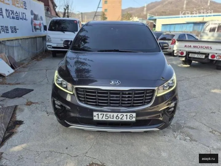 Kia Carnival 2