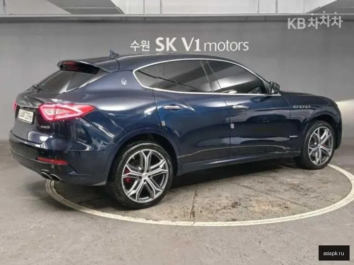 Maserati Levante 3