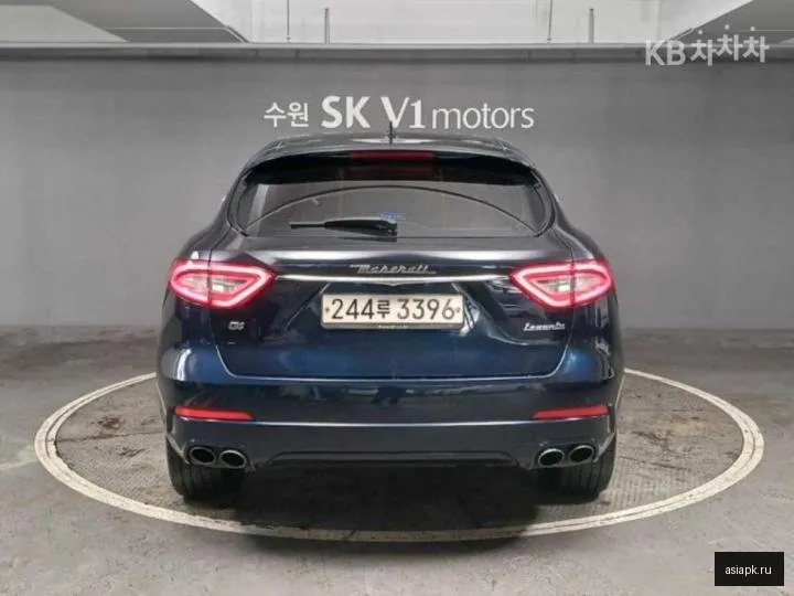 Maserati Levante 4