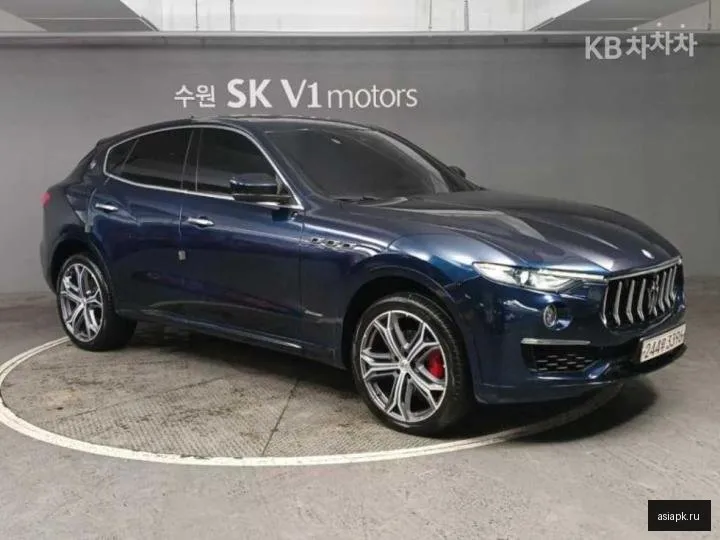 Maserati Levante 5